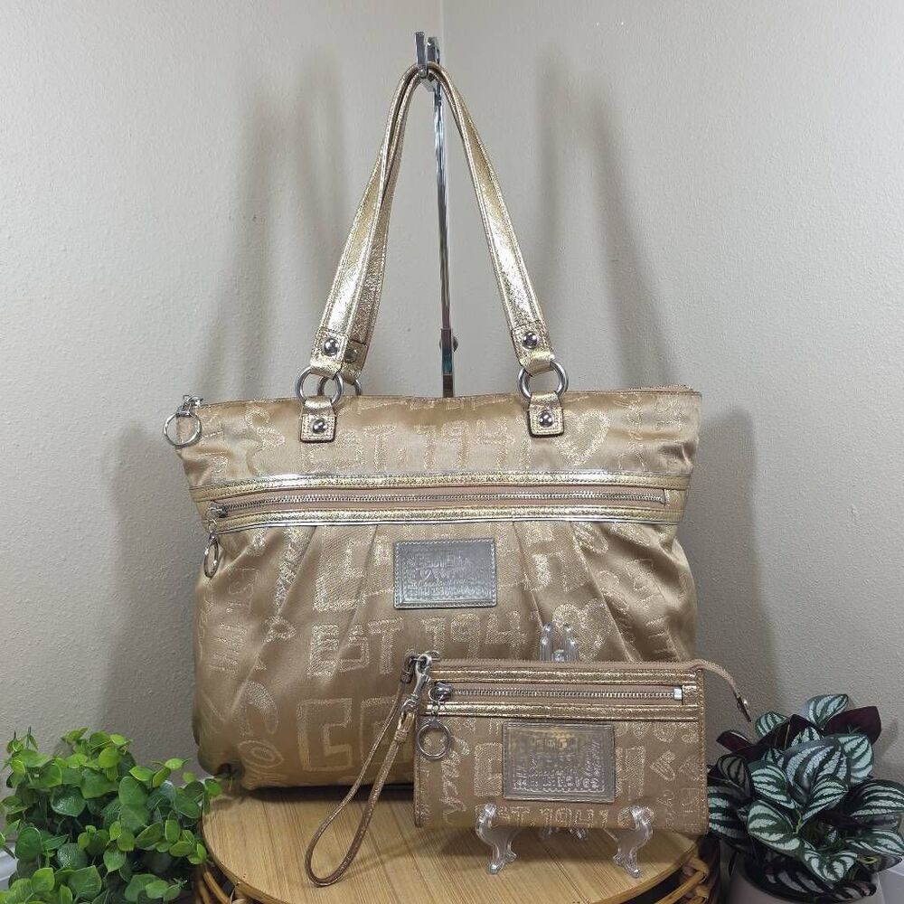 Coach Poppy Story Patch Glam Tote & Matching Wallet